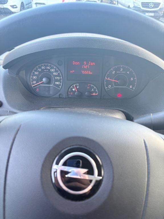 Gebraucht Opel Movano 140 PS (102 kW) 2023 Weiß Van