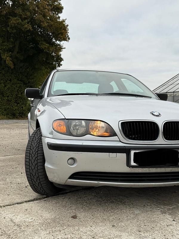 Gebraucht 2002 BMW 316 Limousine | 1.700 € (Fairer Preis) - Bild 1/4