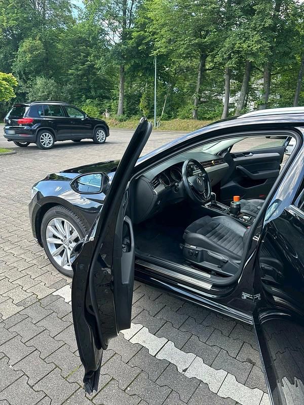 Gebraucht VW Passat 150 PS (110 kW) 2015 Schwarz Kombi