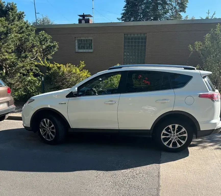 Gebraucht Toyota RAV4 Executive 197 PS (144 kW) 2018 Weiß SUV
