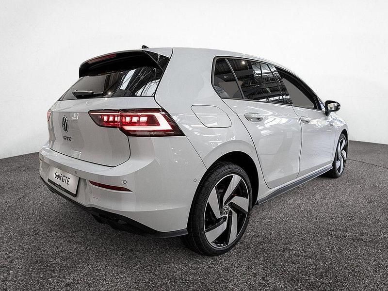 Neu VW Golf VIII GTE 272 PS (200 kW) 2026 Weiß Limousine