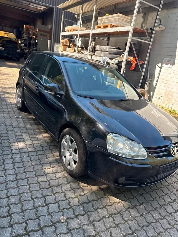 Second-hand VW Golf VI 101 CP (74 kW) 2008 Negru Hatchback