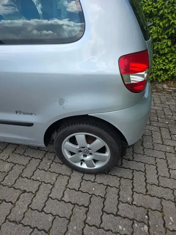 Używany VW Fox 54 KM (39 kW) 2008 Srebrny Hatchback