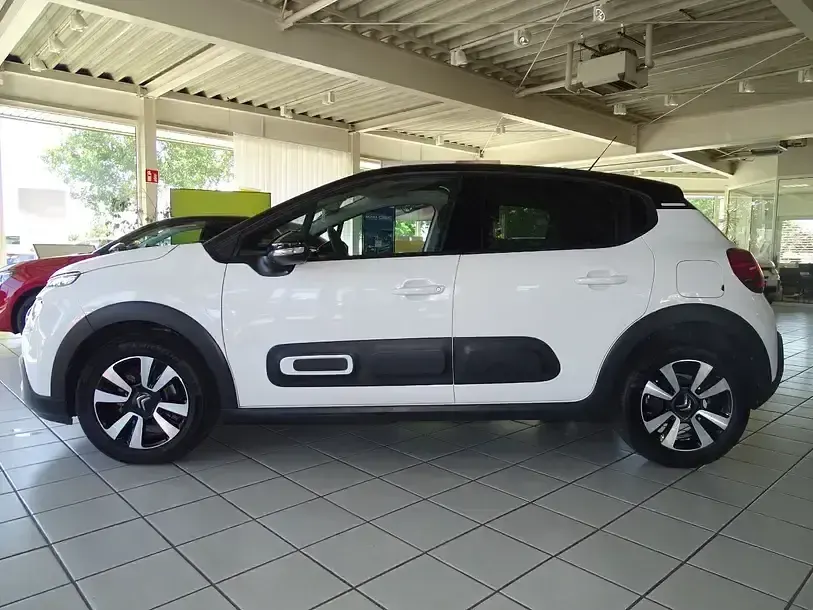 Gebraucht Citroën C3 PureTech 83 PS (61 kW) 2023 Weiss / dach schwarz Kleinwagen