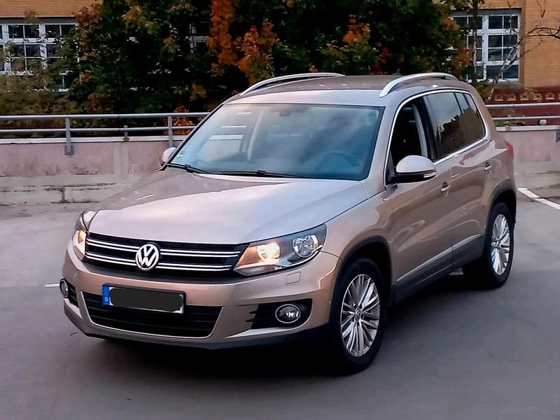 Gebraucht 2015 VW Tiguan Cup SUV | 9.990 € (Guter Preis) - Bild 1/4