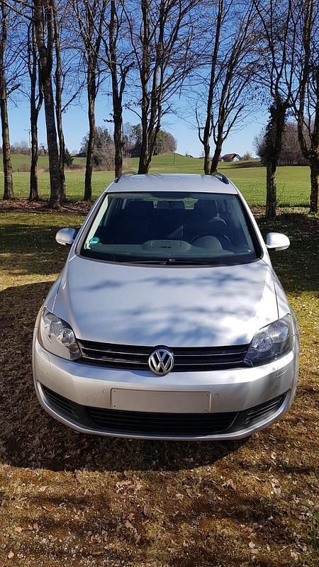 Gebraucht VW Golf VI 105 PS (77 kW) 2010 Silber Kleinwagen