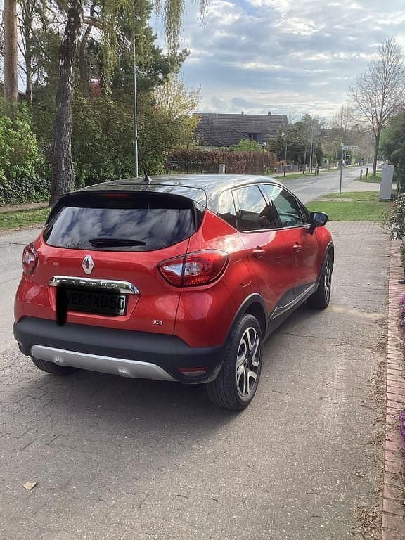 Gebraucht Renault Captur XMOD 118 PS (86 kW) 2016 Rot SUV
