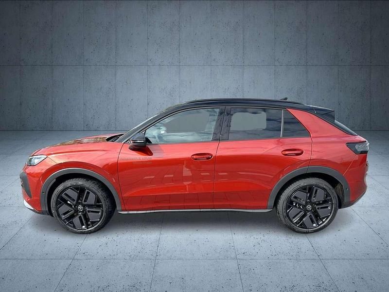 Używany VW T-Roc Style 150 KM (110 kW) 2026 Czerwony SUV