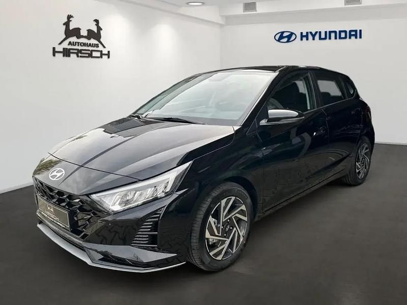 Phantom black Gebraucht 2024 Hyundai i20 Trend Limousine | 17.990 € (Guter Preis) - Bild 1/1