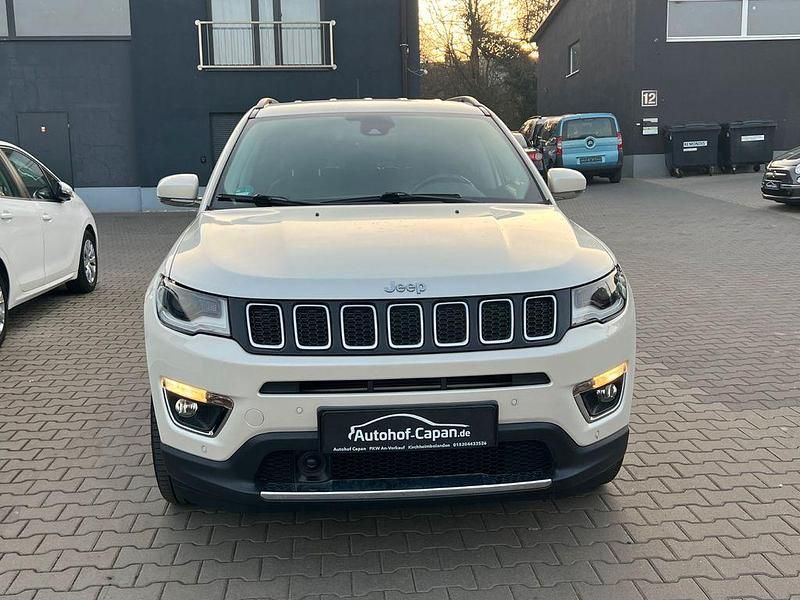 Gebraucht Jeep Compass Limited 140 PS (102 kW) 2018 Weiß SUV