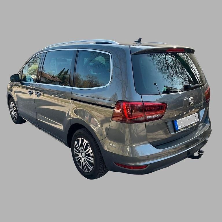 Gebraucht Seat Alhambra Style 150 PS (110 kW) 2017 Grau Van / Kleinbus
