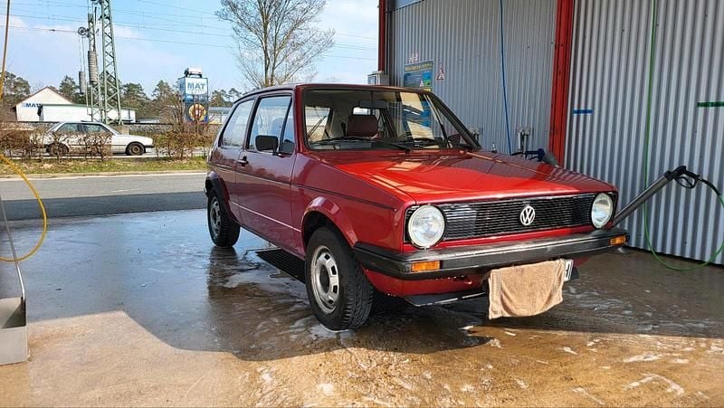 Gebraucht VW Golf I 54 PS (39 kW) 1983 Rot Kleinwagen