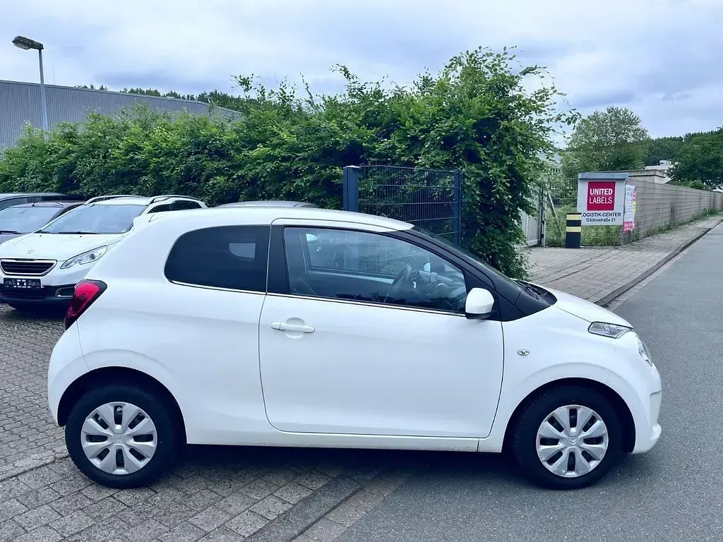Gebraucht Citroën C1 Feel 72 PS (52 kW) 2019 Weiß Kleinwagen