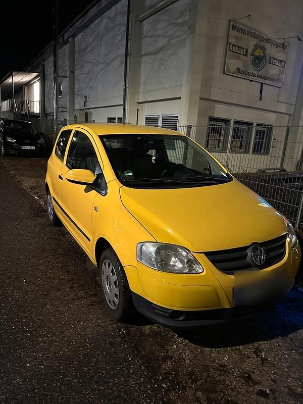 Gebraucht VW Fox 55 PS (40 kW) 2005 Gelb Kleinwagen