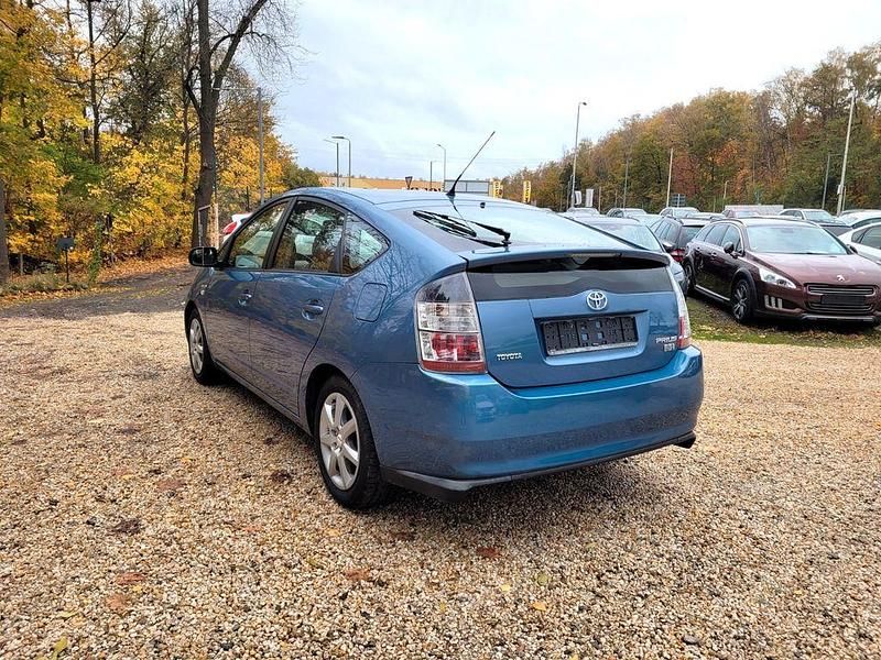 Gebraucht Toyota Prius Basis 77 PS (56 kW) 2008 Blue mica metallic Limousine