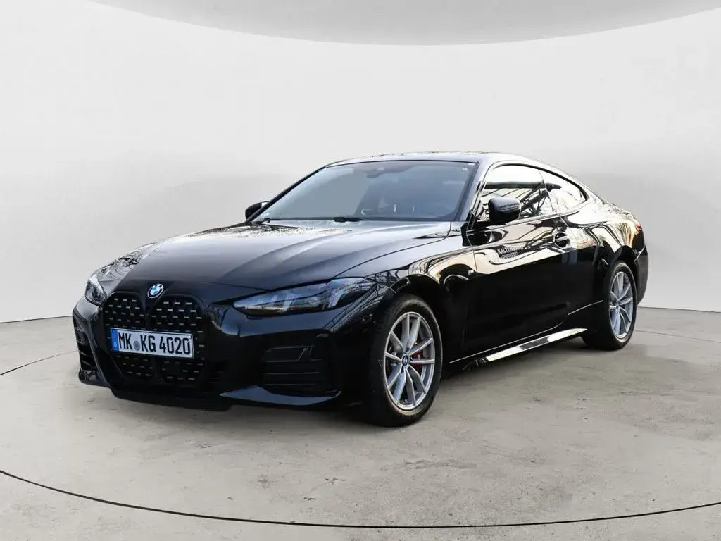 Gebraucht BMW 420 Coupé M Sport 184 PS (135 kW) 2025 Black sapphire Coupé