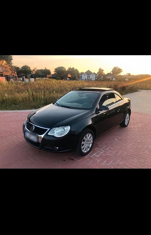 Usado VW Eos 140 HP (102 kW) 2008 Preto Cabrios