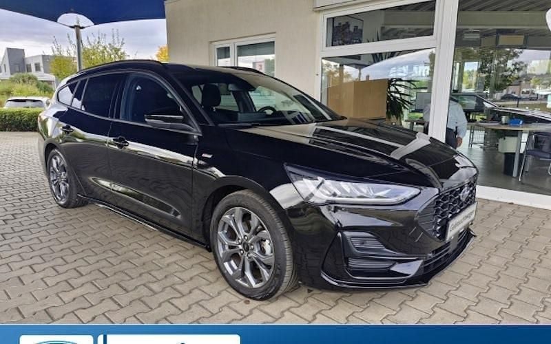Schwarz Gebraucht 2023 Ford Focus ST-Line X Kombi | 24.990 € (Fairer Preis) - Bild 1/4