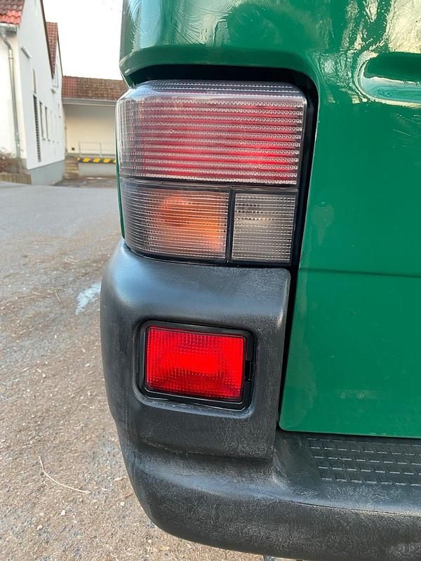 Używany VW Transporter 1997 Zielony Van