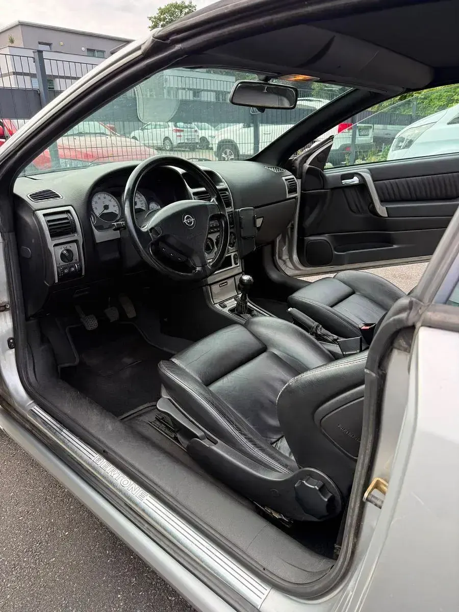 Gebraucht Opel Astra 125 PS (91 kW) 2002 Grau Cabrio