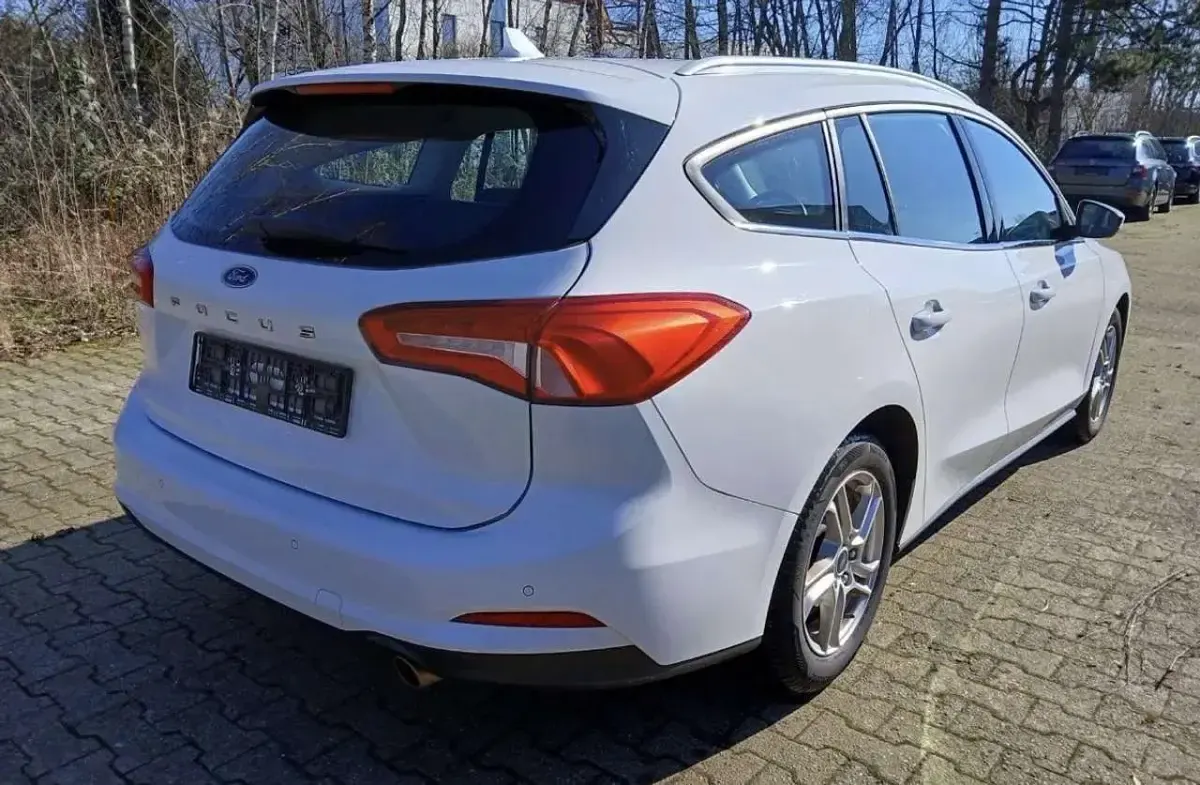 Usata Ford Focus Trend 101 CV (74 kW) 2019 Bianco Station wagon