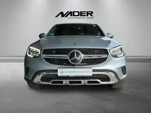 Gebraucht Mercedes GLC200 163 PS (119 kW) 2023 Silber SUV
