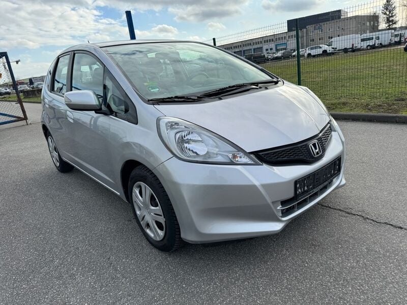 Gebraucht Honda Jazz Exclusive 99 PS (72 kW) 2015 Silber Kleinwagen