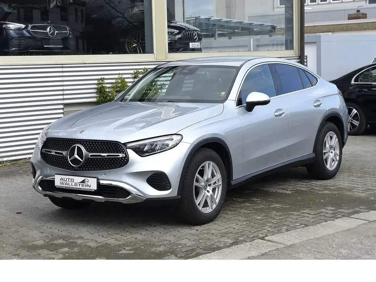 Gebraucht Mercedes GLC300 Advanced 269 PS (197 kW) 2025 Hightechsilber metallic SUV