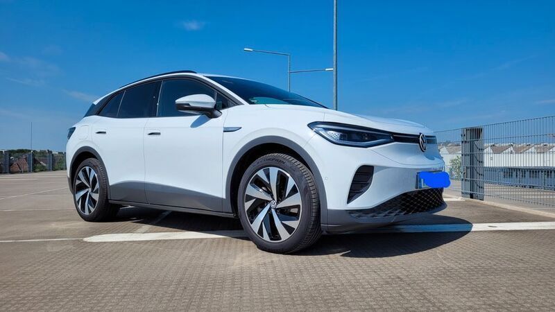 Weiß Gebraucht 2023 VW ID.4 Pro SUV | 33.950 € (Fairer Preis) - Bild 1/4
