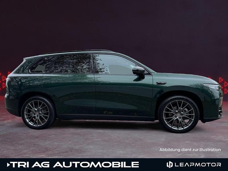 Neu Leapmotor C10 219 kW (299 PS) 2026 Grün SUV