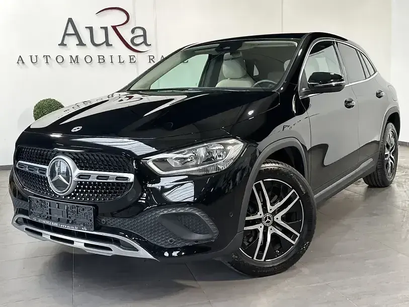 Gebraucht Mercedes GLA220 Progressive 190 PS (139 kW) 2023 Schwarz SUV