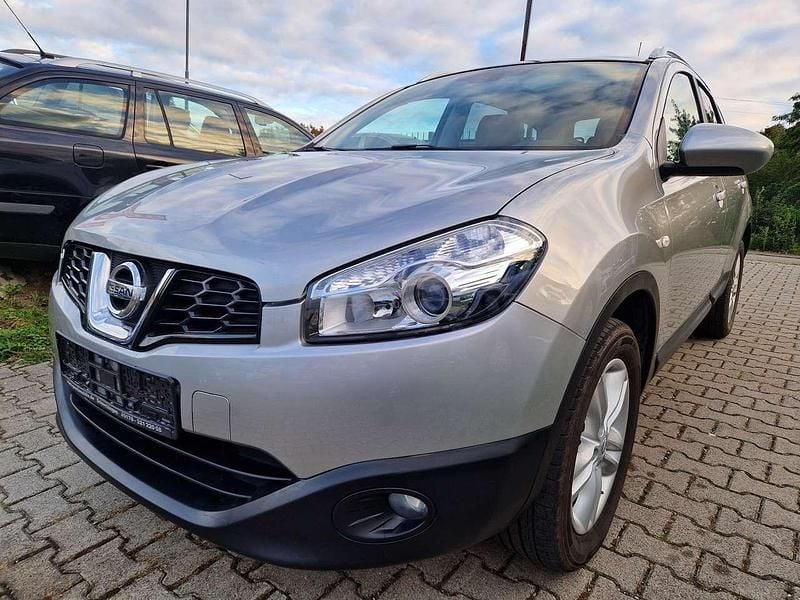 Silver (m) Gebraucht 2011 Nissan Qashqai +2 Acenta SUV | 8.900 € (Fairer Preis) - Bild 1/4