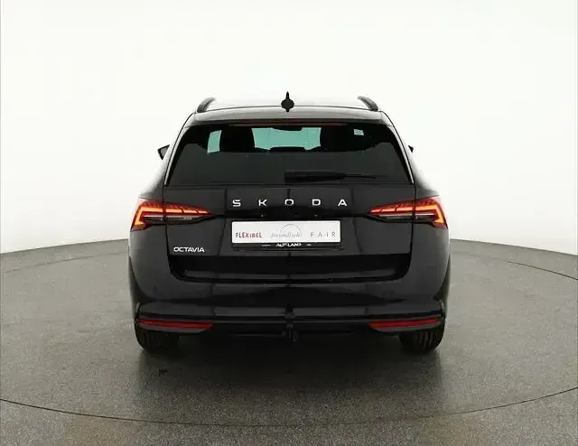 Neu Skoda Octavia 150 PS (110 kW) 2025 Blau Kombi