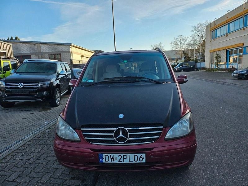 Rot Gebraucht 2006 Mercedes Viano Van / Kleinbus | 3.400 € (Superpreis) - Bild 1/4