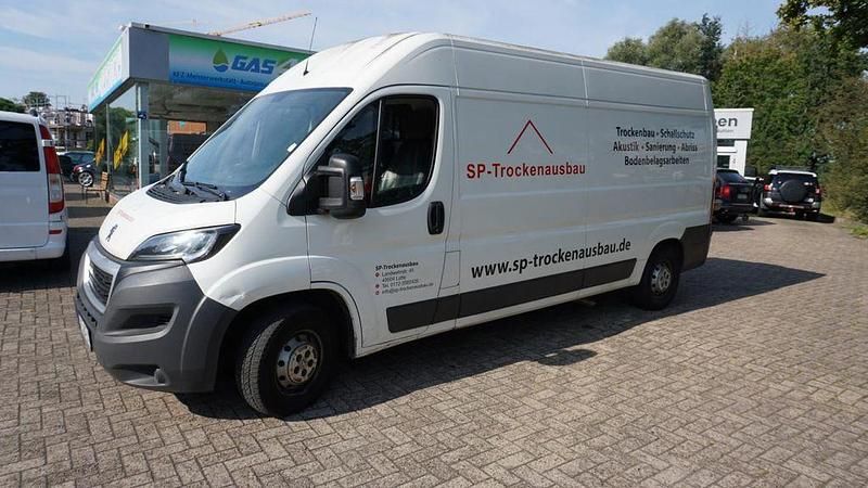 Weiß Gebraucht 2018 Peugeot Boxer Avantage Van | 11.500 € (Guter Preis) - Bild 1/4