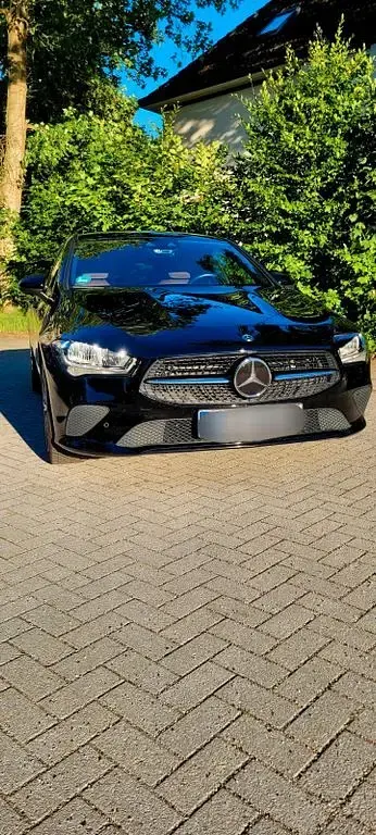 Gebraucht Mercedes CLA180 116 PS (85 kW) 2020 Schwarz Coupé