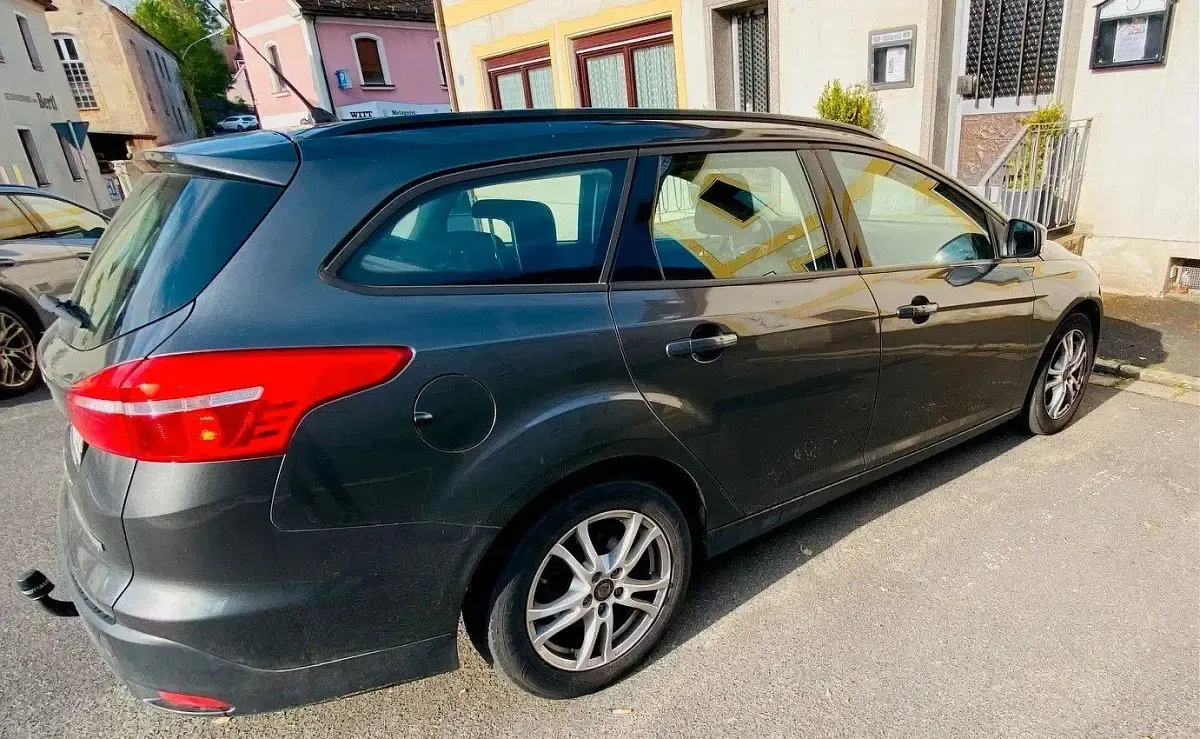 Brugt Ford Focus 101 HK (74 kW) 2018 Sort Stationcar