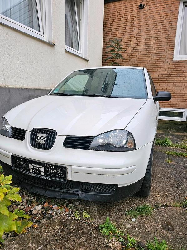 Weiß Gebraucht 2003 Seat Arosa Kleinwagen | 1.050 € (Fairer Preis) - Bild 1/4