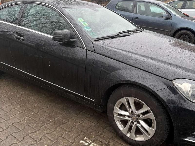 Gebraucht Mercedes C180 156 PS (114 kW) 2011 Schwarz Coupé