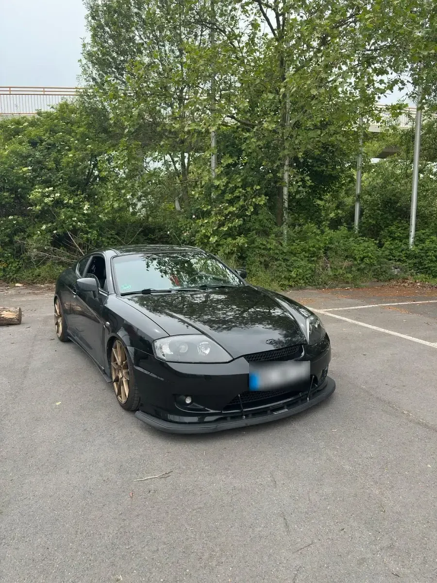 Gebraucht Hyundai Coupé 143 PS (105 kW) 2005 Schwarz Coupé