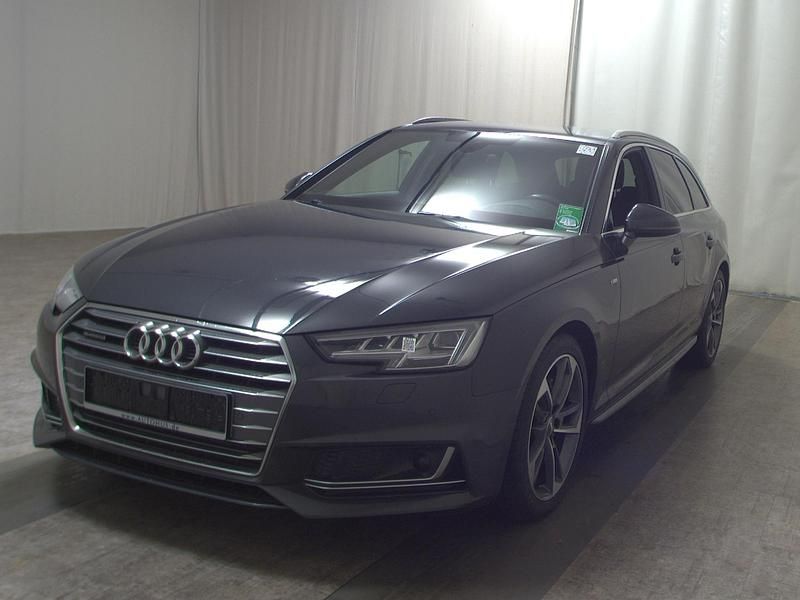 Gebraucht Audi A4 S-Line 218 PS (160 kW) 2018 Grau Kombi