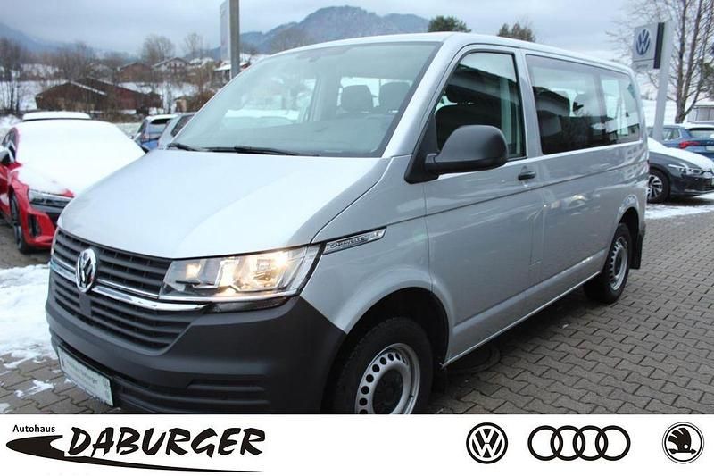 Silber Gebraucht 2023 VW Caravelle Trendline Van / Kleinbus | 35.990 € (Superpreis) - Bild 1/4