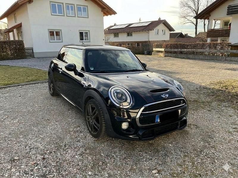 Gebraucht Mini Cooper SD 170 PS (125 kW) 2016 Schwarz Kleinwagen