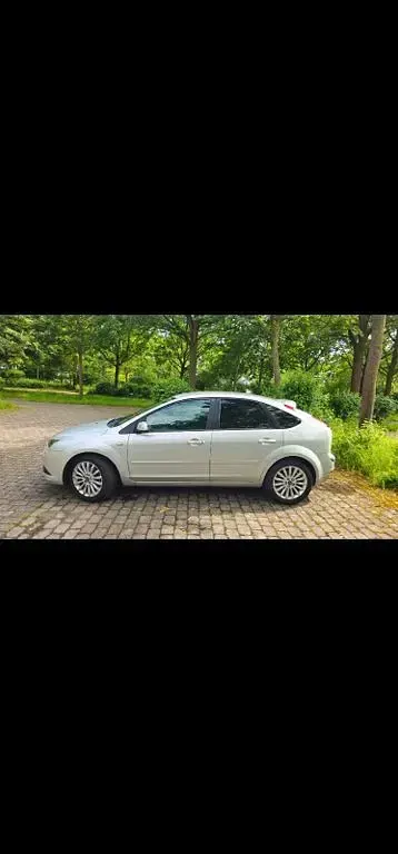 Gebraucht Ford Focus Titanium 145 PS (106 kW) 2007 Silber Limousine