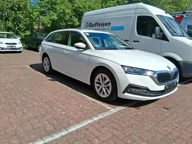 Gebraucht Skoda Octavia Style 110 PS (80 kW) 2023 Kombi