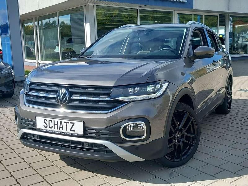 Limestone grey metallic Gebraucht 2021 VW T-Cross Style SUV | 23.760 € (Etwas zu teuer) - Bild 1/4