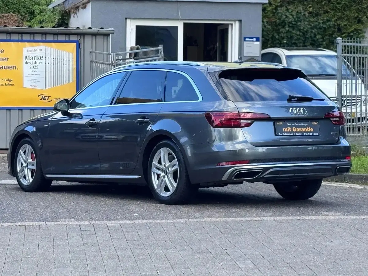 Gebraucht Audi A4 Sport 286 PS (210 kW) 2019 Grau Kombi