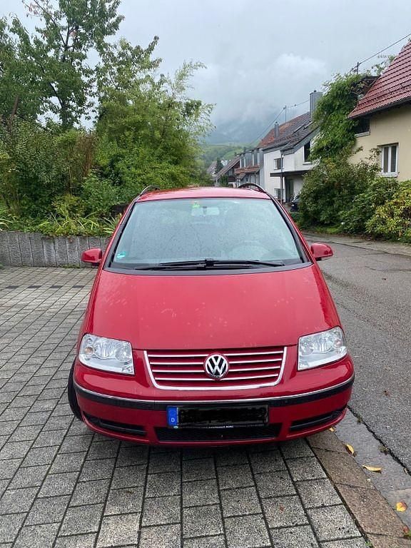 Rot Gebraucht 2007 VW Sharan Van / Kleinbus | 1.900 € - Bild 1/4