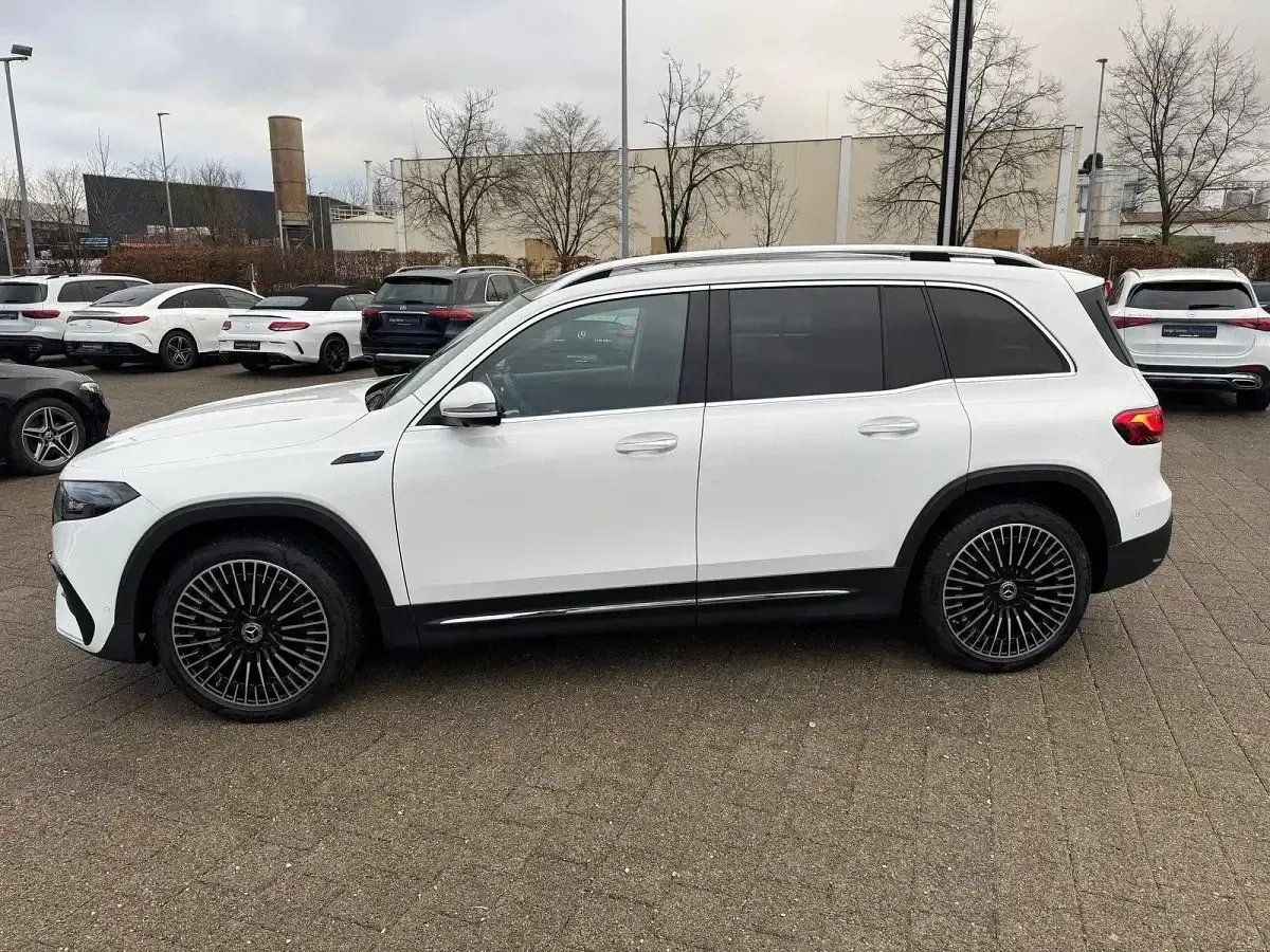 Gebraucht Mercedes EQB300 AMG line 167 kW (228 PS) 2022 Weiß SUV