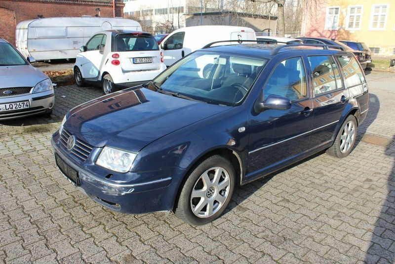 Verkauft VW Bora Kombi Automatik 1,9 D., gebraucht 2004